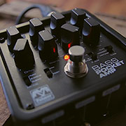 Gitarren- & Bassequipment